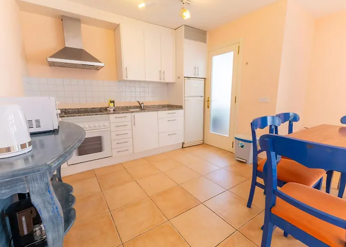 Apartament Eu Moll 1a - Near The Sea With Wifi And Pool